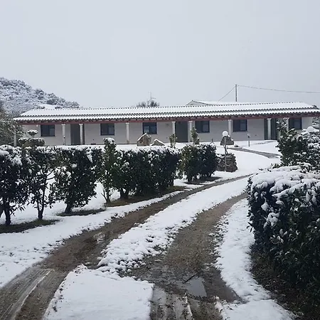 Alloggio per agriturismo La Rocca Manna San Teodoro (Sardinia)